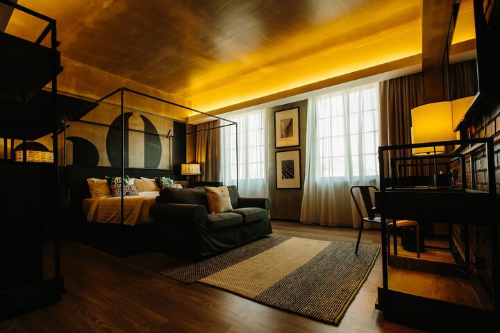 Room 15 of 47