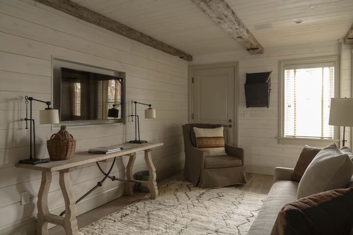 Room 21 of 83