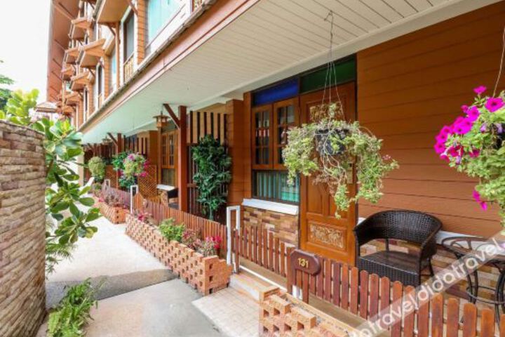 NIDA Rooms Chiang Mai Somphet Market