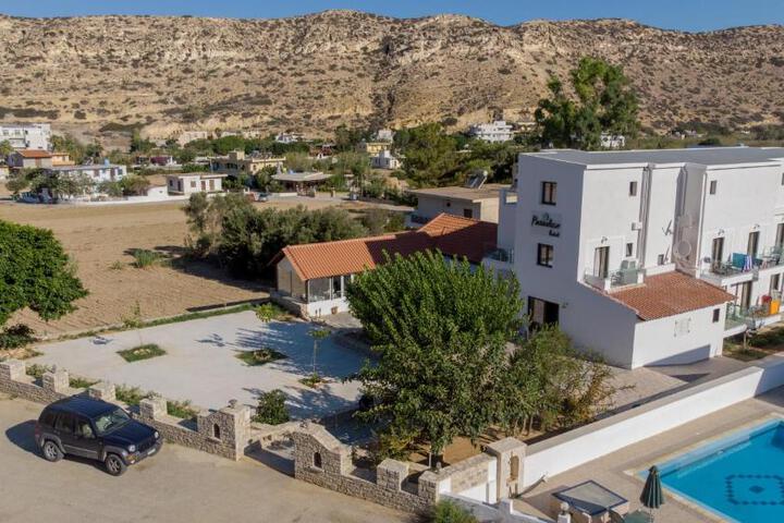 Paradise Matala Hotel