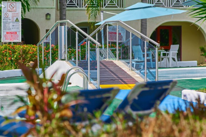 Sundeck 53 of 60