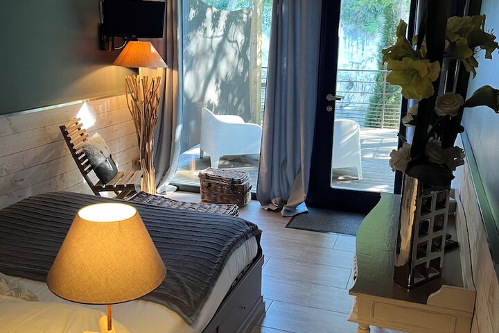 Room 35 of 109