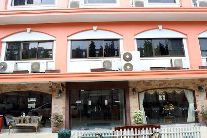 Hotel 60 of 71