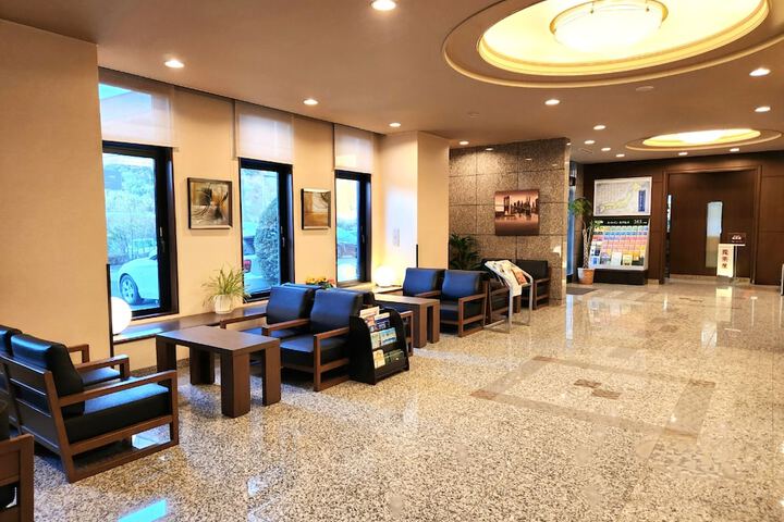 Lobby Entry