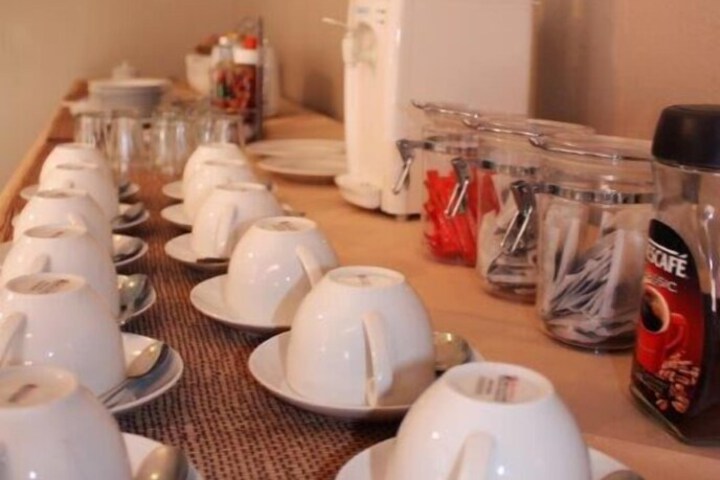 Breakfast/Coffee Service 39 of 70