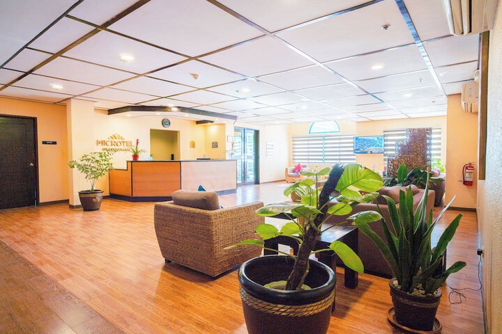 Guest Lobby