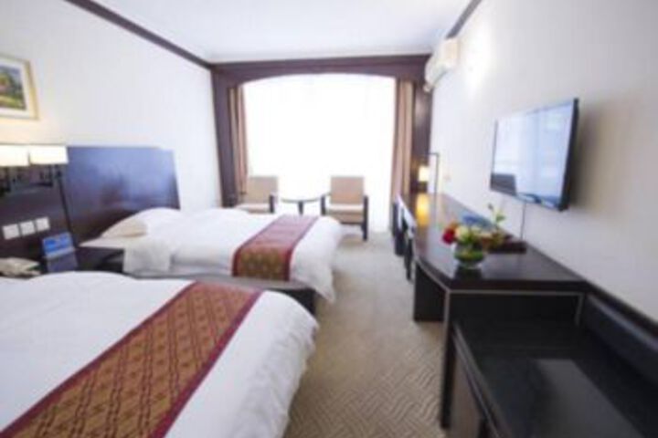 Room 18 of 24
