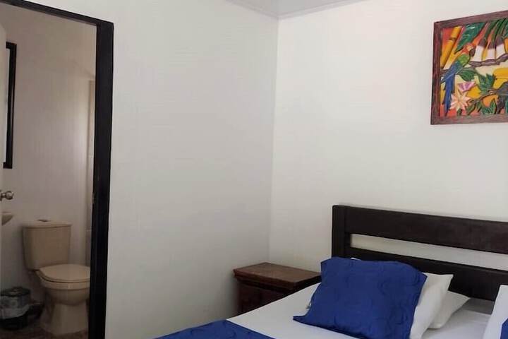 Room 16 of 27