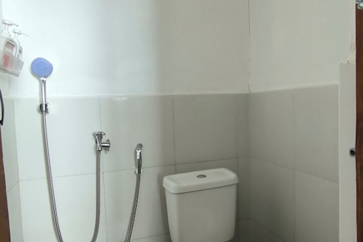 Room 17 of 29