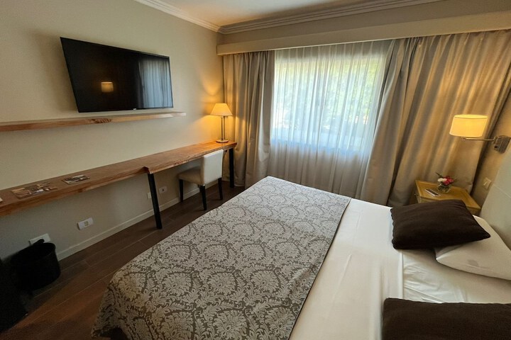 Room 8 of 46