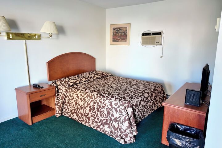 Room 7 of 20