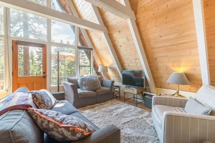 Photo of Tahoe Park Heights Criterion 34 - Mountaineer