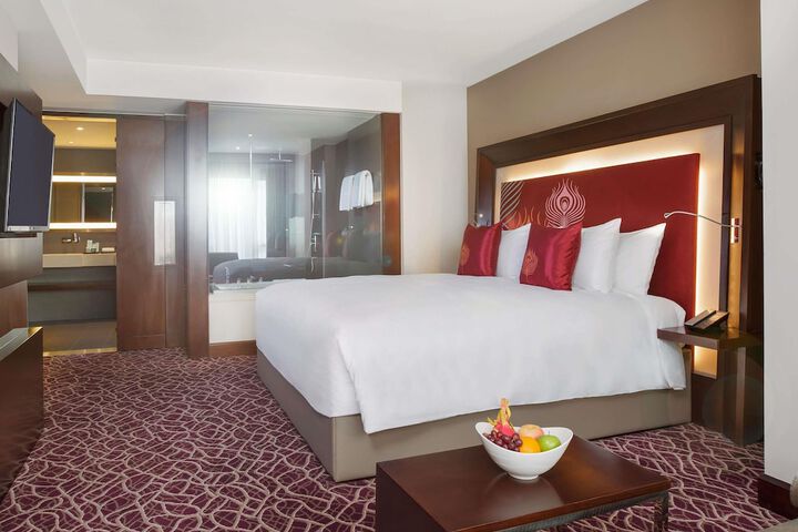 Room 32 of 155