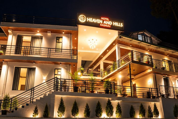 Hotel Heaven & Hills Kasauli