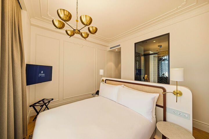 Room 35 of 117