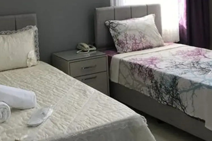 Room 3 of 13