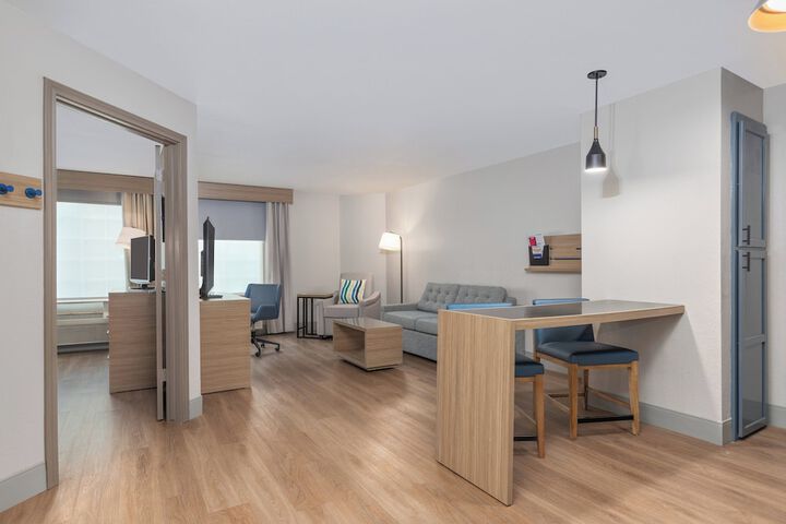 Room 45 of 86