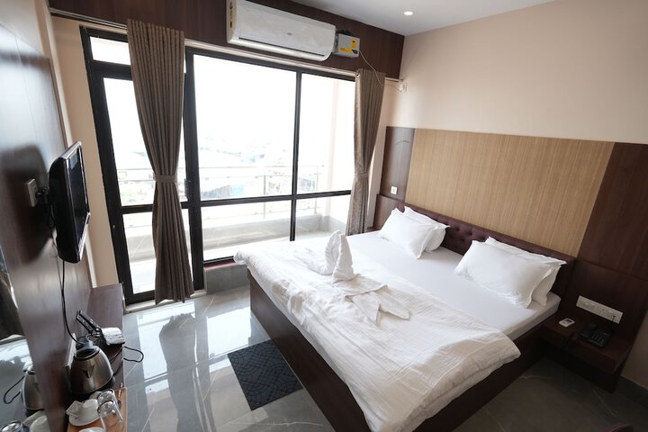 Room 9 of 22
