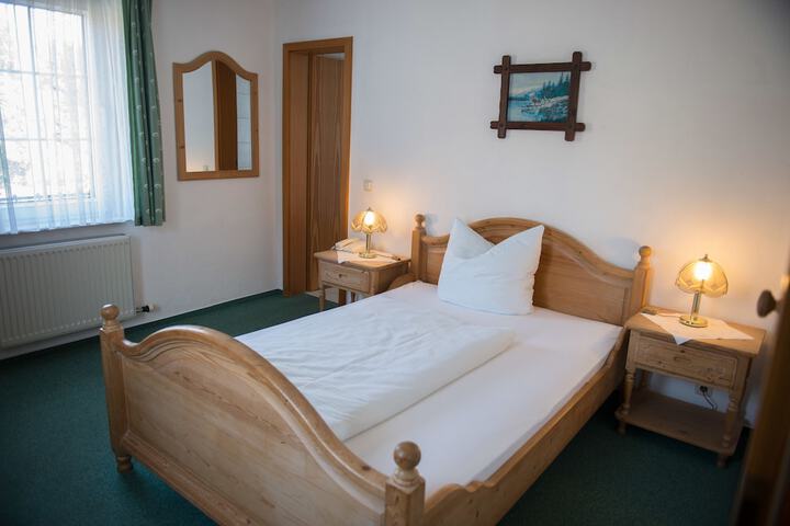 Room 5 of 30