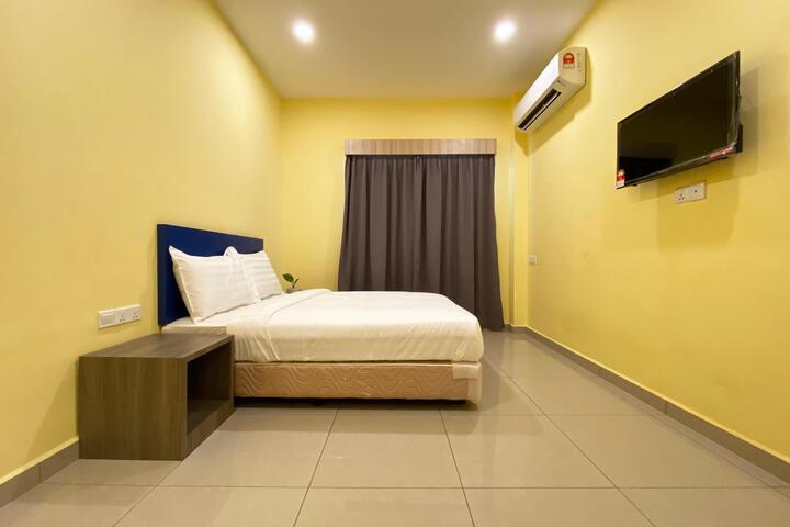 Room 16 of 21