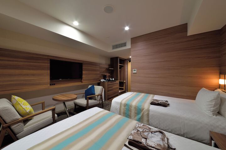 Room 10 of 47
