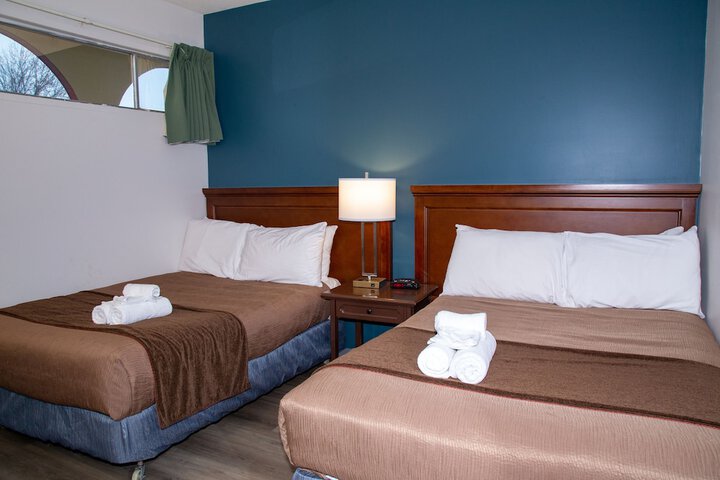 Room 15 of 61