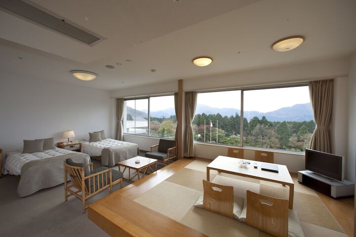 Room 4 of 58