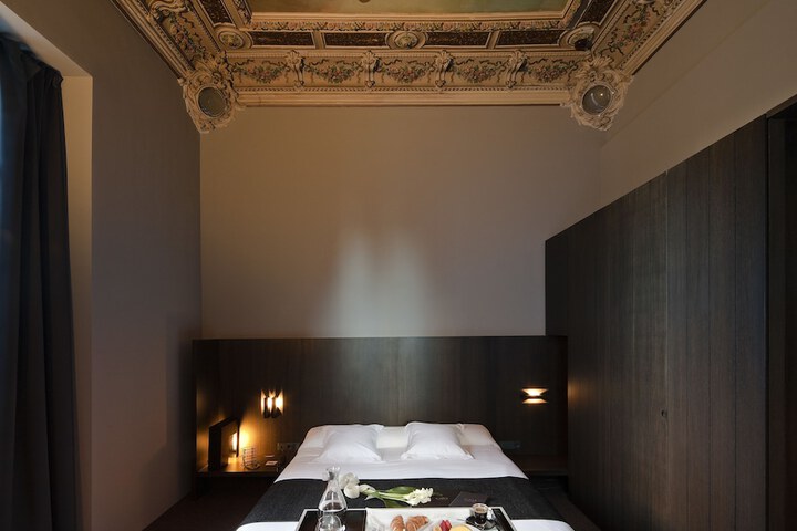 Room 26 of 75
