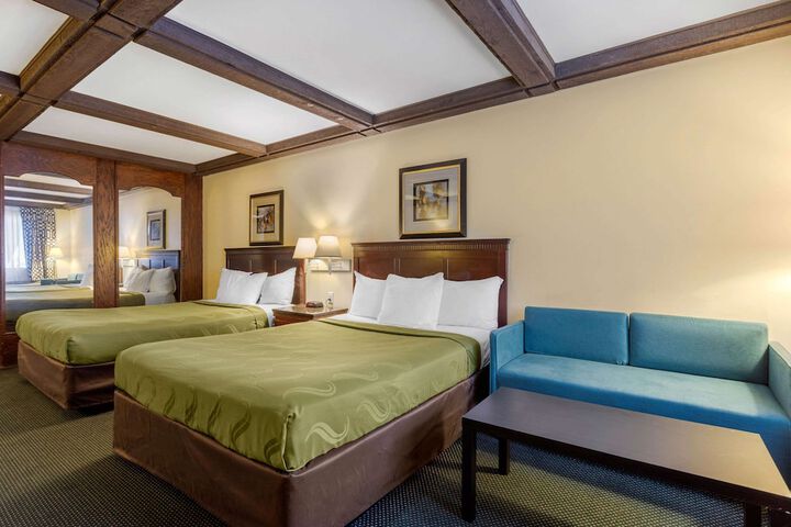 2 Double Beds (17 of 17)