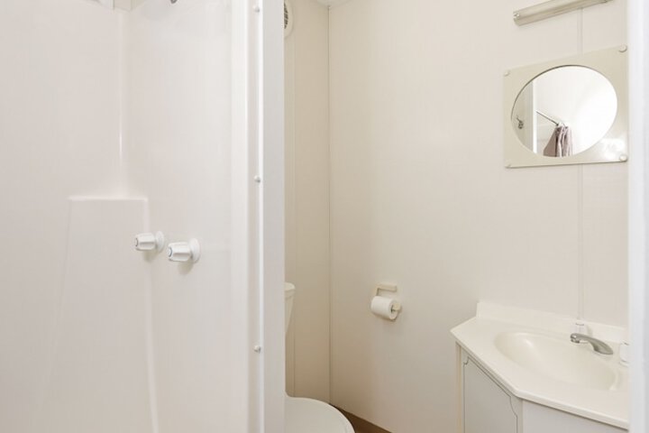 Room 20 of 33