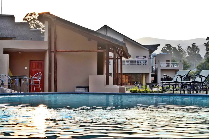 Pool 16 of 42