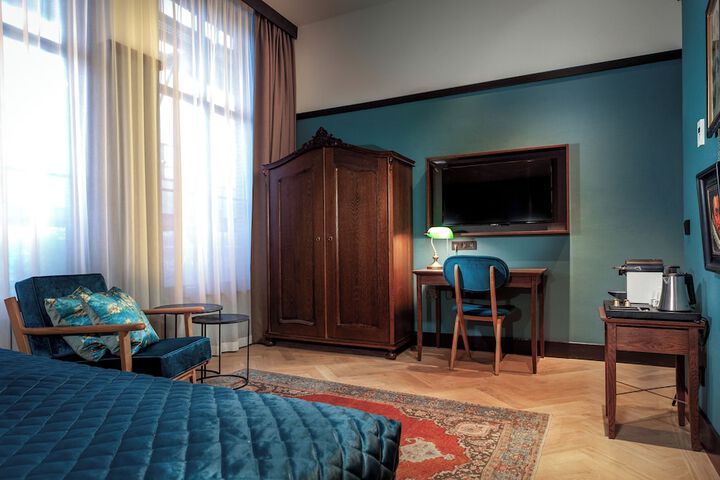 Room 36 of 75