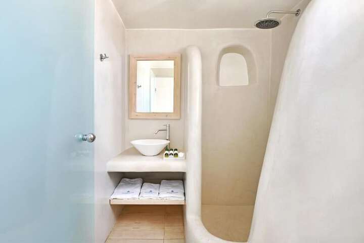 Clean Restrooms
