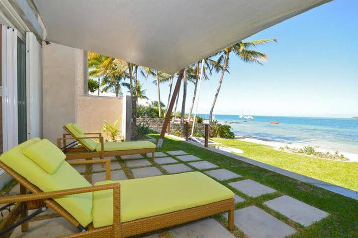 GRANTS VILLAS