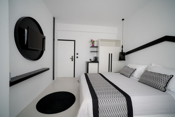 Room 8 of 29