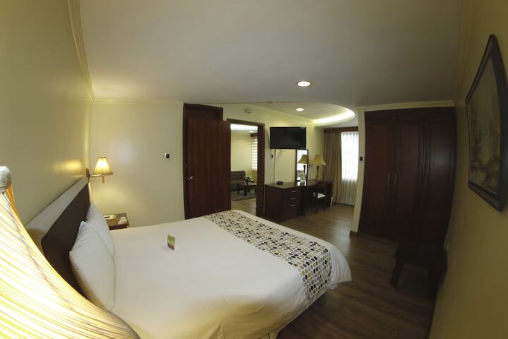 Room 11 of 74