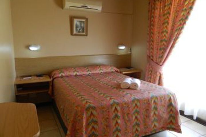 Room 23 of 48