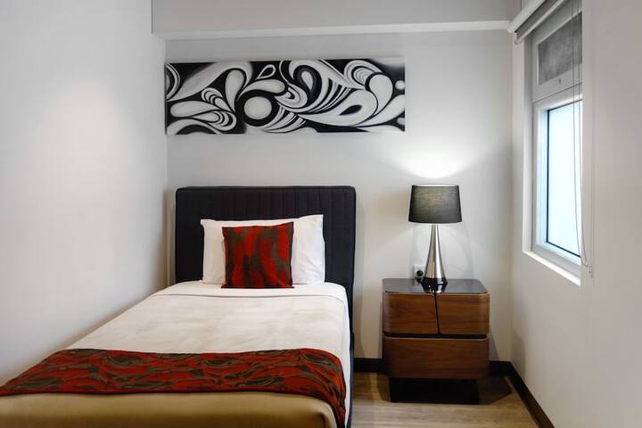 Room 14 of 158