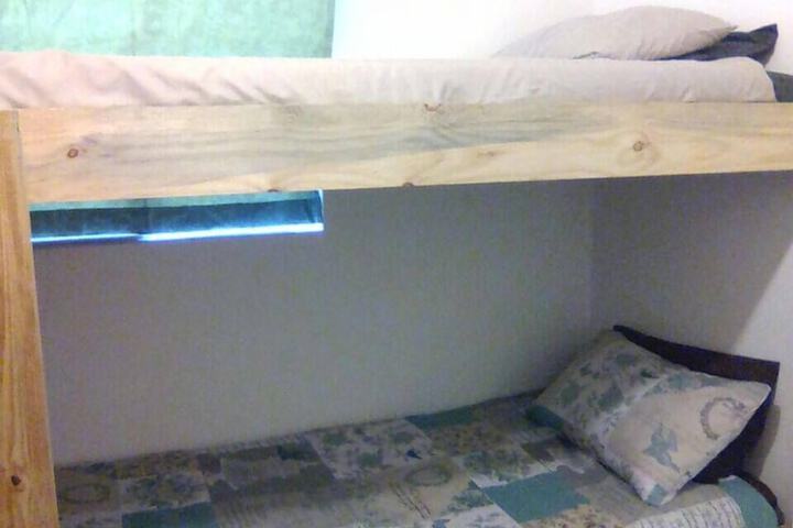 Room 5 of 10