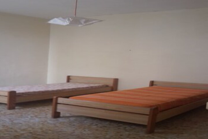 Room 63 of 92