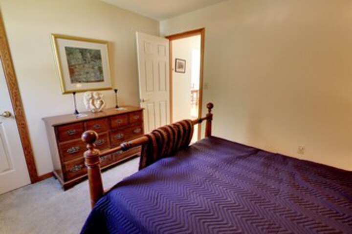 Room 31 of 34