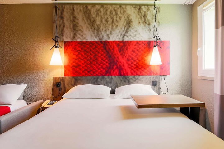 Room 10 of 57
