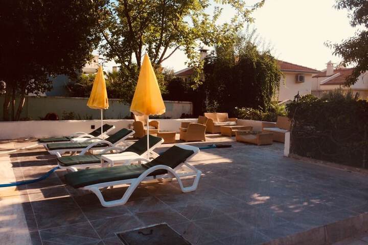 Hotel De Huzur