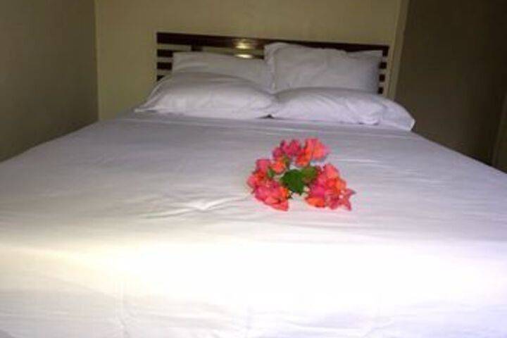 Room 7 of 36