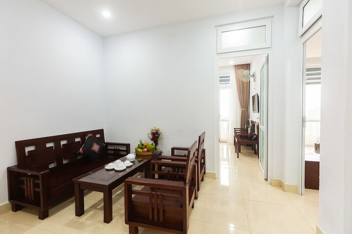 Room 8 of 44