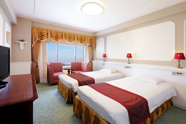 Room 15 of 52