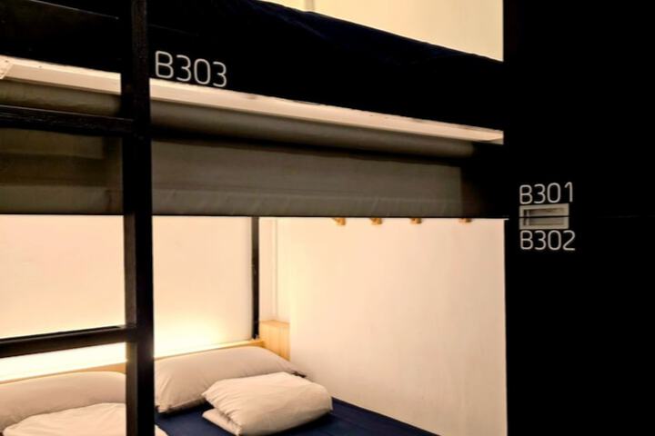 Room 26 of 59