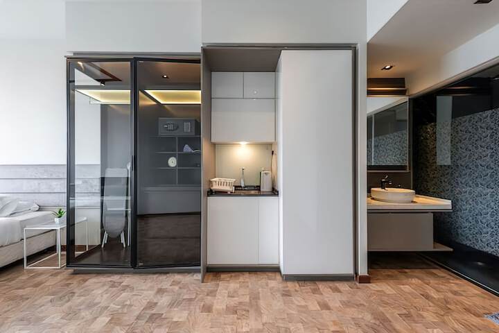 Room 21 of 109