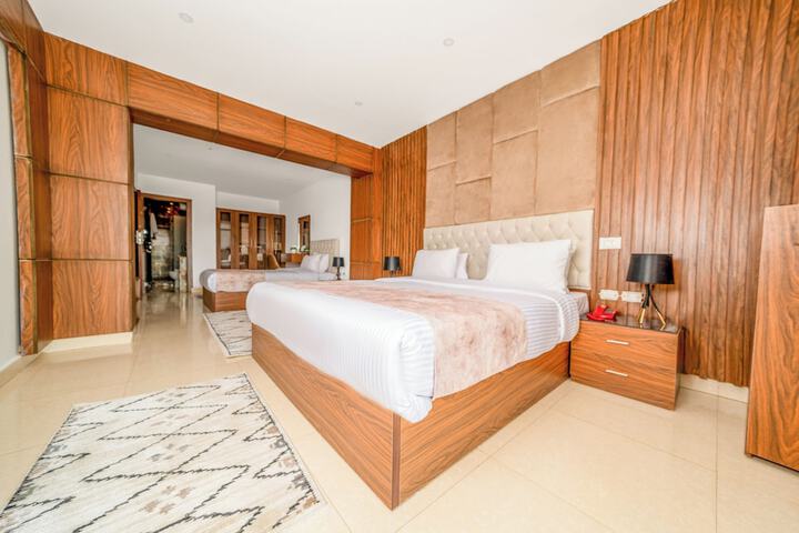 Room 16 of 26