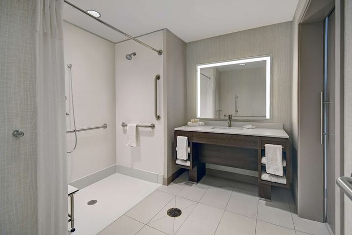 Bathroom shower